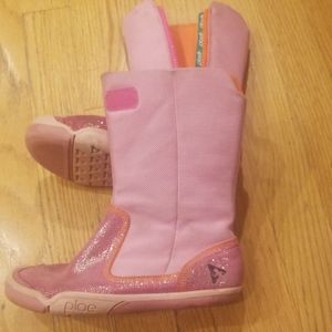 Plae Winter boots girls used good condition